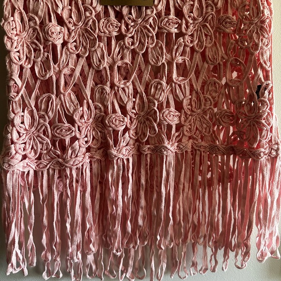 POL Pink Crochet Fringe Tank - Picture 4 of 6